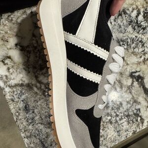 Stylish Black and Gray Sneakers
